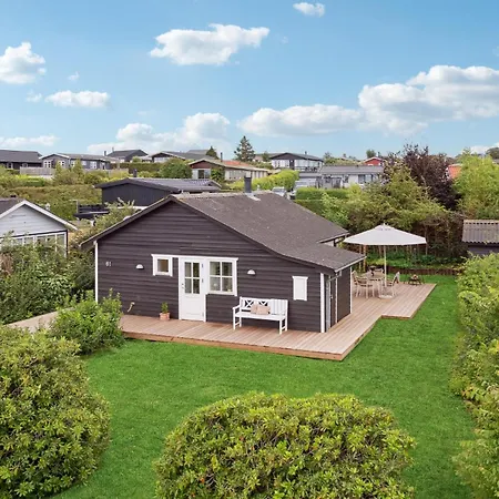 別荘 2 Bedroom Awesome In