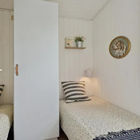 2 Bedroom Awesome In 別荘 *