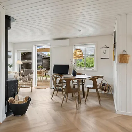 別荘 2 Bedroom Awesome In