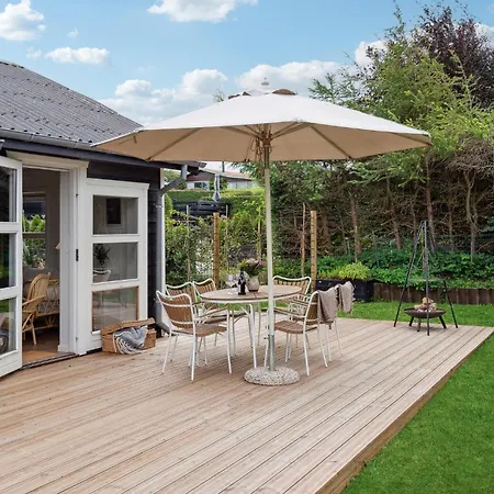 2 Bedroom Awesome In 別荘 カーテミンド